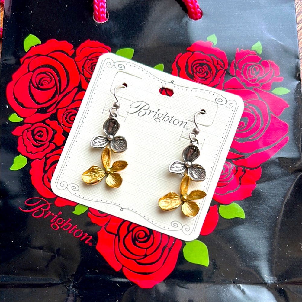 NWT Brighton Everbloom 2 tone flower earrings